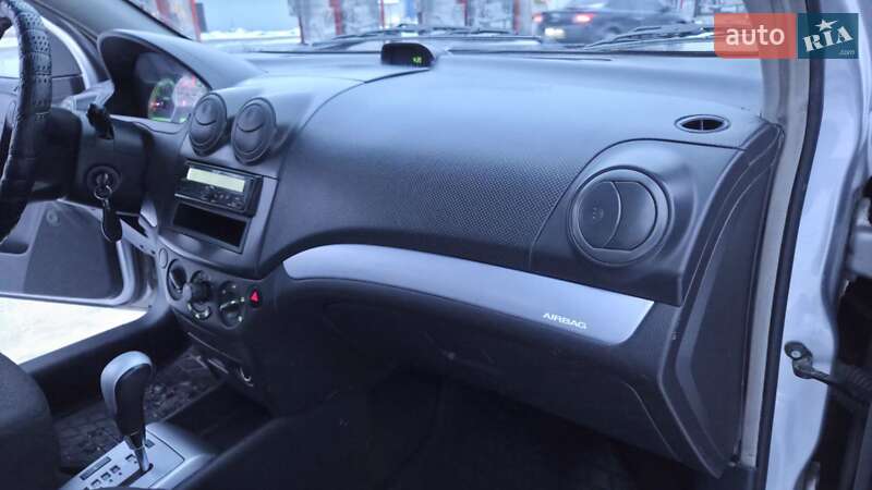 Седан Chevrolet Aveo 2011 в Виннице