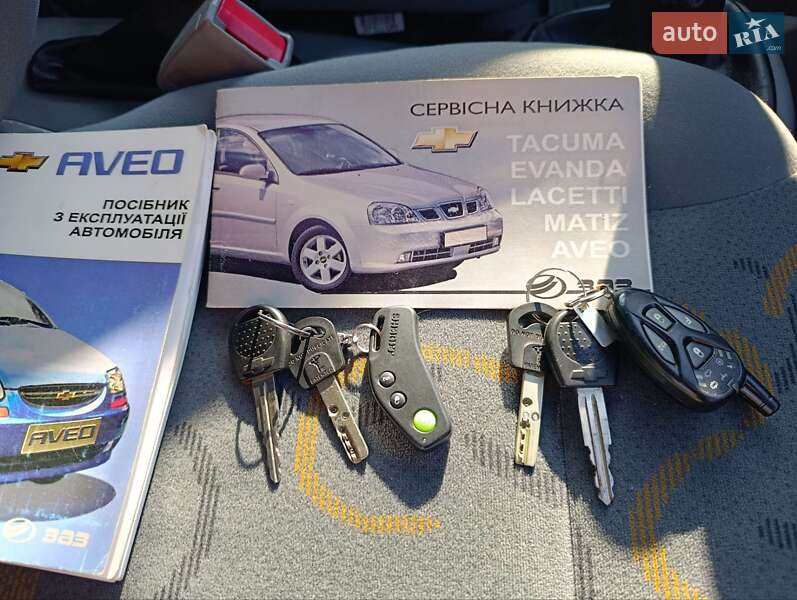 Хэтчбек Chevrolet Aveo 2005 в Запорожье