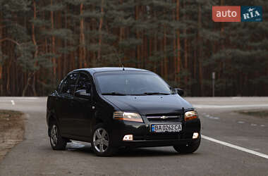 Седан Chevrolet Aveo 2005 в Светловодске