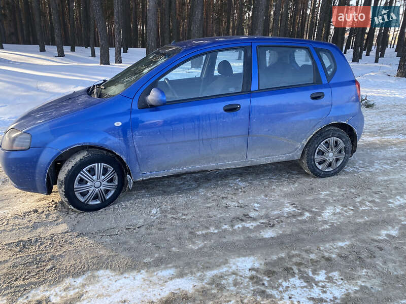 Хэтчбек Chevrolet Aveo 2006 в Харькове