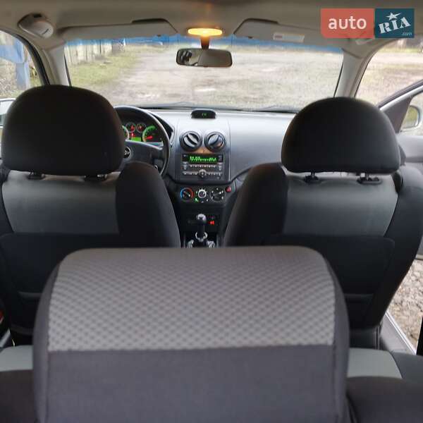 Хэтчбек Chevrolet Aveo 2008 в Виннице фото 3 Хэтчбек Chevrolet Aveo 2008 в Виннице