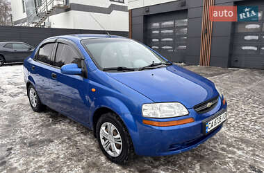 Седан Chevrolet Aveo 2005 в Черкассах