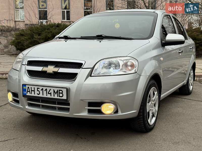 Седан Chevrolet Aveo 2008 в Николаеве