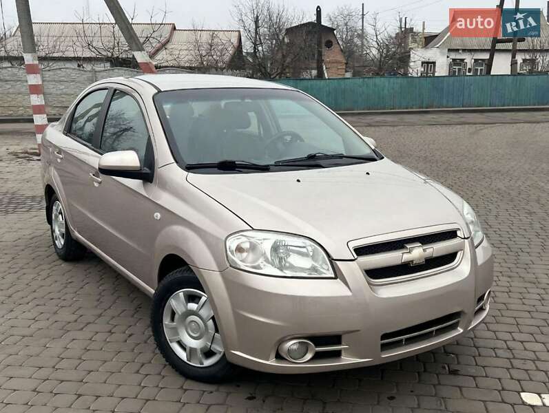 Седан Chevrolet Aveo 2008 в Кременчуге
