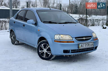 Седан Chevrolet Aveo 2005 в Кам'янському