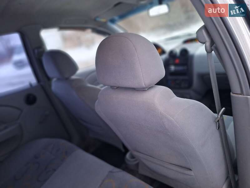 Седан Chevrolet Aveo 2004 в Черновцах фото 22 Седан Chevrolet Aveo 2004 в Черновцах