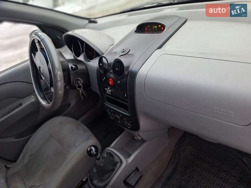 Седан Chevrolet Aveo 2004 в Черновцах фото 27 Седан Chevrolet Aveo 2004 в Черновцах