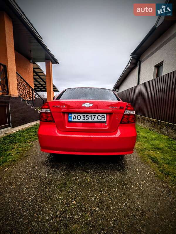Седан Chevrolet Aveo 2007 в Тячеві