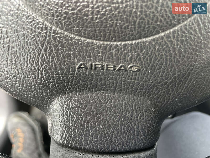 Хэтчбек Chevrolet Aveo 2012 в Желтых Водах фото 14 Хэтчбек Chevrolet Aveo 2012 в Желтых Водах