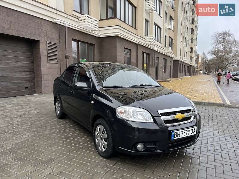 Седан Chevrolet Aveo 2007 в Николаеве