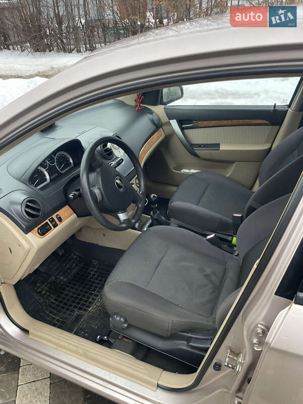 Седан Chevrolet Aveo 2007 в Львове