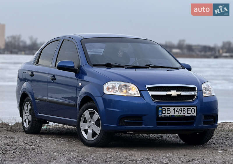 Седан Chevrolet Aveo 2006 в Днепре