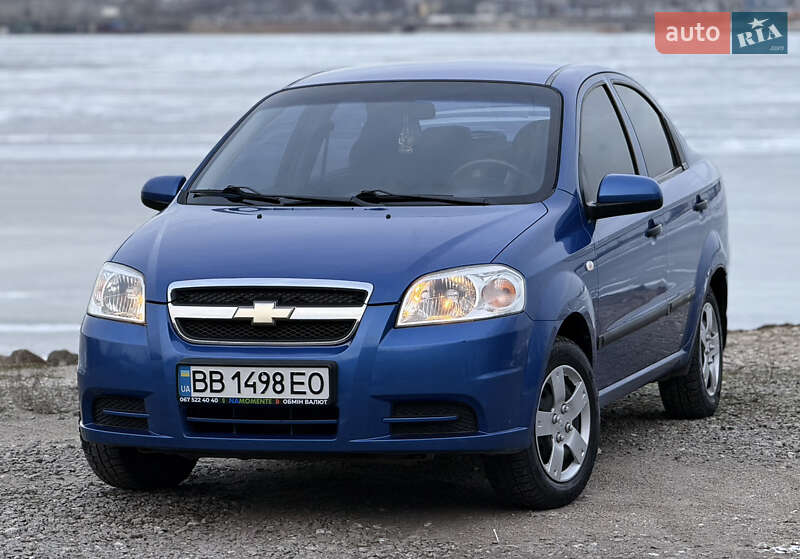 Седан Chevrolet Aveo 2006 в Днепре