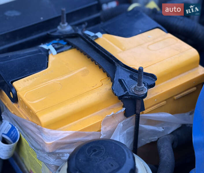 Седан Chevrolet Aveo 2006 в Днепре