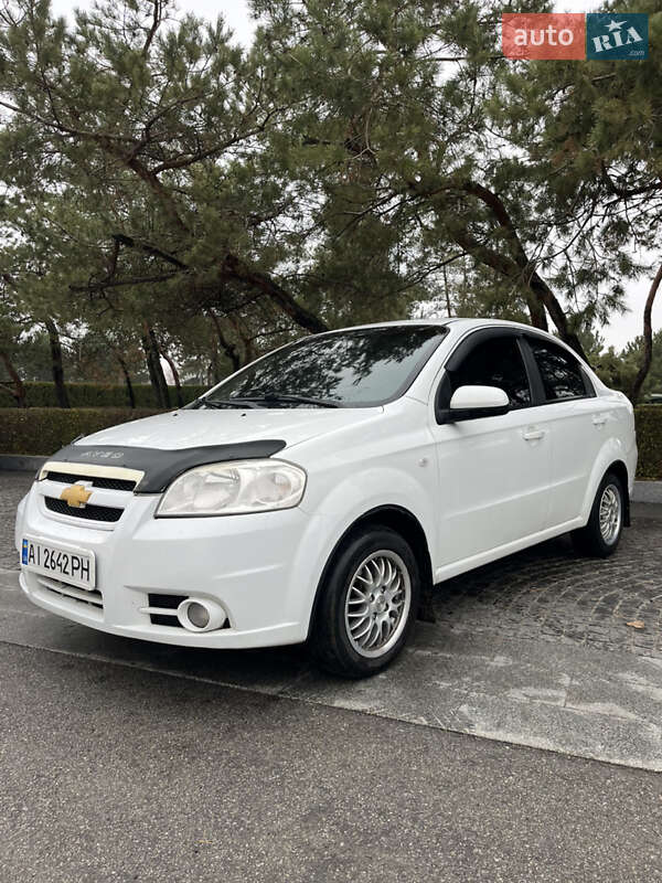 Седан Chevrolet Aveo 2007 в Днепре