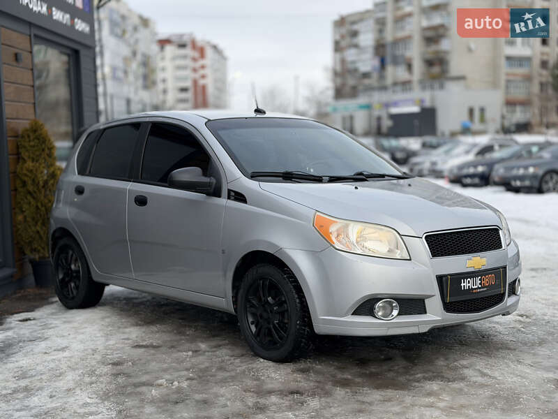 Хэтчбек Chevrolet Aveo 2009 в Шептицькому
