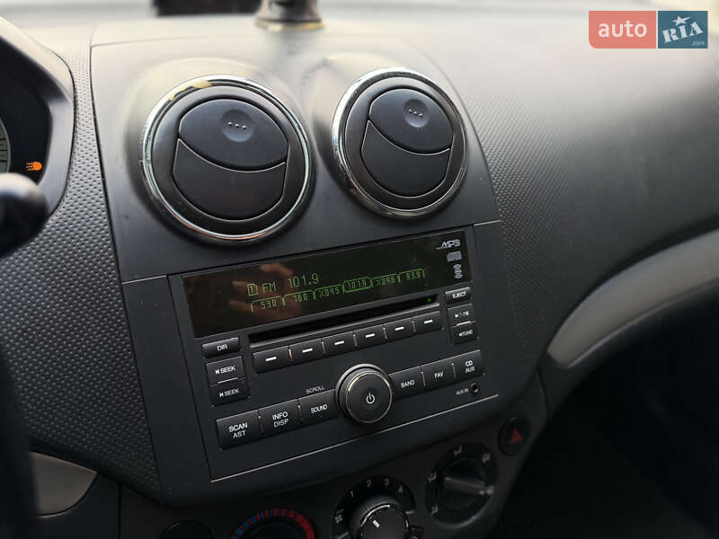 Хэтчбек Chevrolet Aveo 2009 в Шептицькому