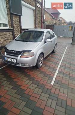 Седан Chevrolet Aveo 2006 в Хусте