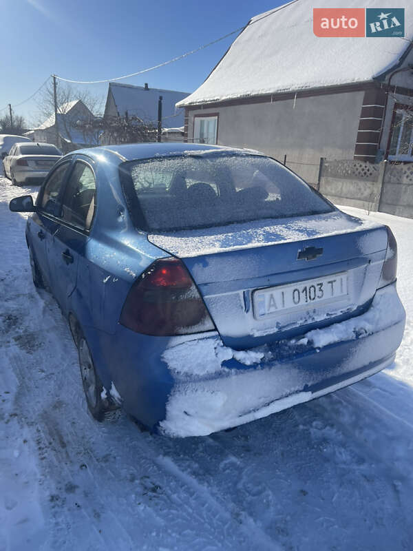 Седан Chevrolet Aveo 2008 в Иванкове