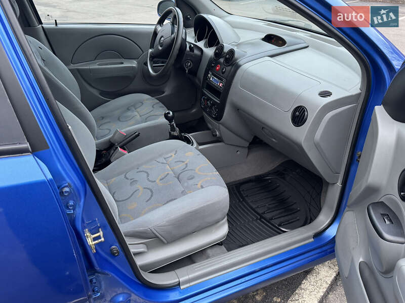 Седан Chevrolet Aveo 2005 в Одессе фото 33 Седан Chevrolet Aveo 2005 в Одессе