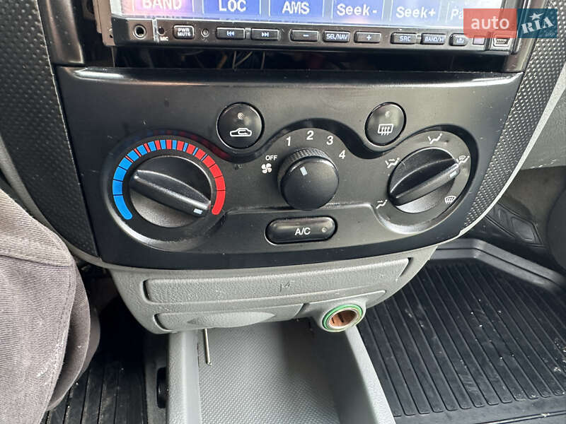Хэтчбек Chevrolet Aveo 2005 в Иваничах фото 11 Хэтчбек Chevrolet Aveo 2005 в Иваничах