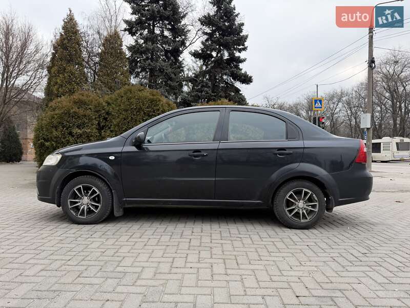 Седан Chevrolet Aveo 2011 в Запорожье