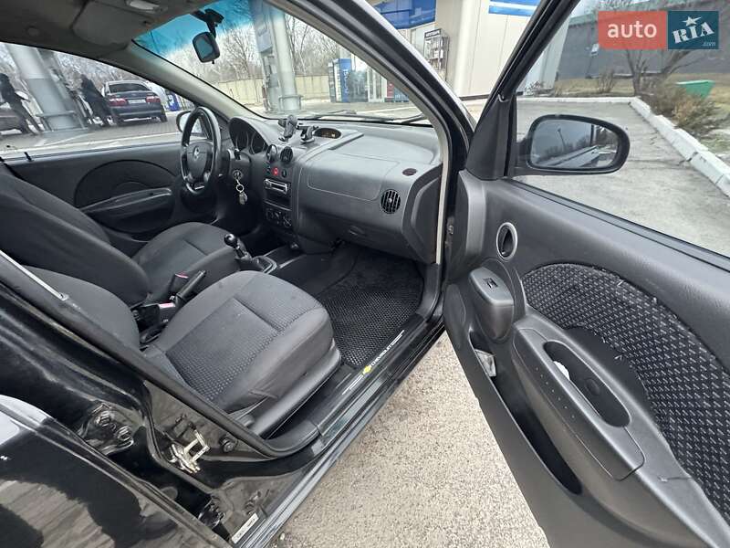 Хэтчбек Chevrolet Aveo 2007 в Запорожье фото 8 Хэтчбек Chevrolet Aveo 2007 в Запорожье
