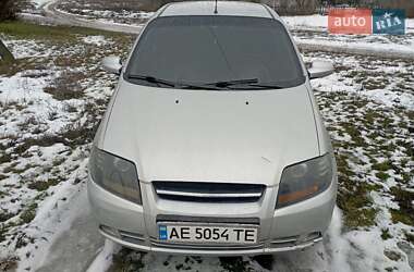 Седан Chevrolet Aveo 2006 в Дніпрі