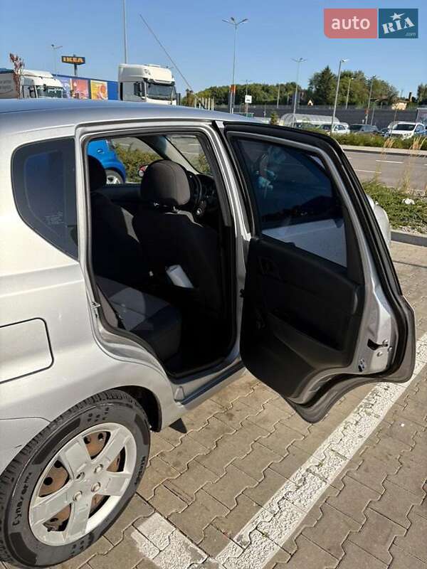 Хэтчбек Chevrolet Aveo 2008 в Киеве фото Хэтчбек Chevrolet Aveo 2008 в Киеве