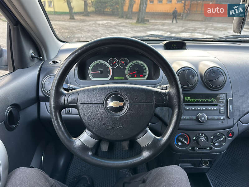 Хэтчбек Chevrolet Aveo 2009 в Ужгороде фото 11 Хэтчбек Chevrolet Aveo 2009 в Ужгороде