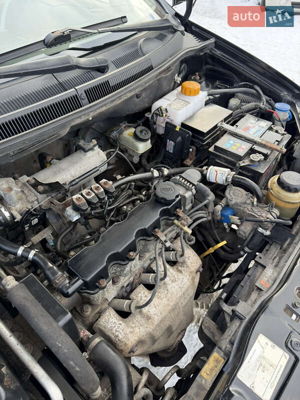 Седан Chevrolet Aveo 2011 в Чернігові