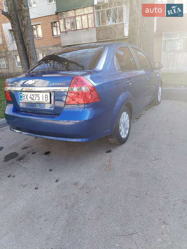 Седан Chevrolet Aveo 2008 в Хмельницькому