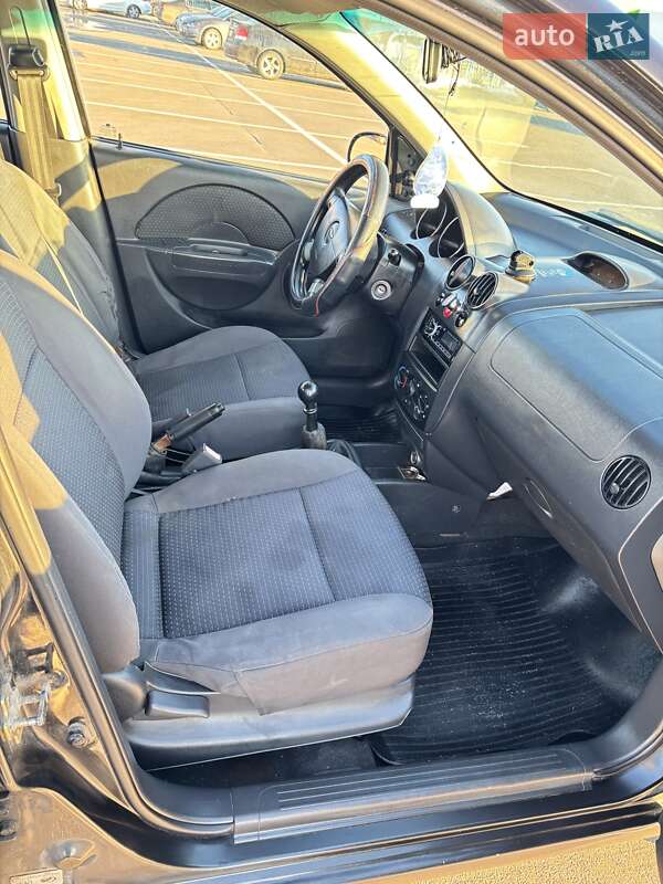 Седан Chevrolet Aveo 2006 в Одесі