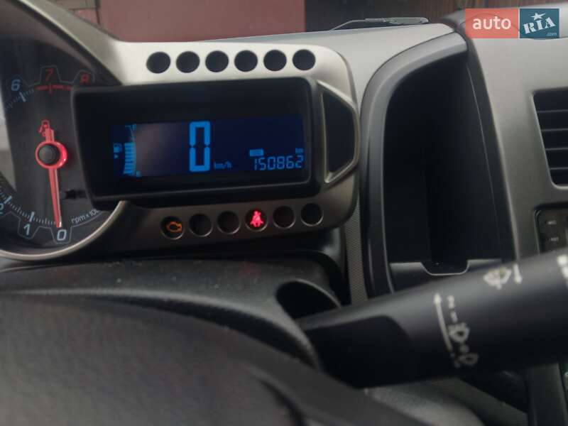 Седан Chevrolet Aveo 2012 в Житомирі