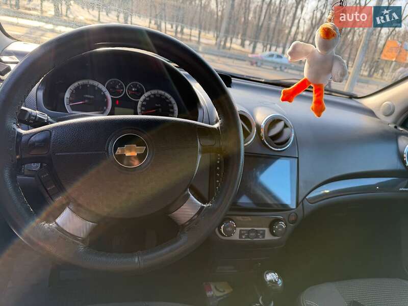 Хэтчбек Chevrolet Aveo 2010 в Днепре