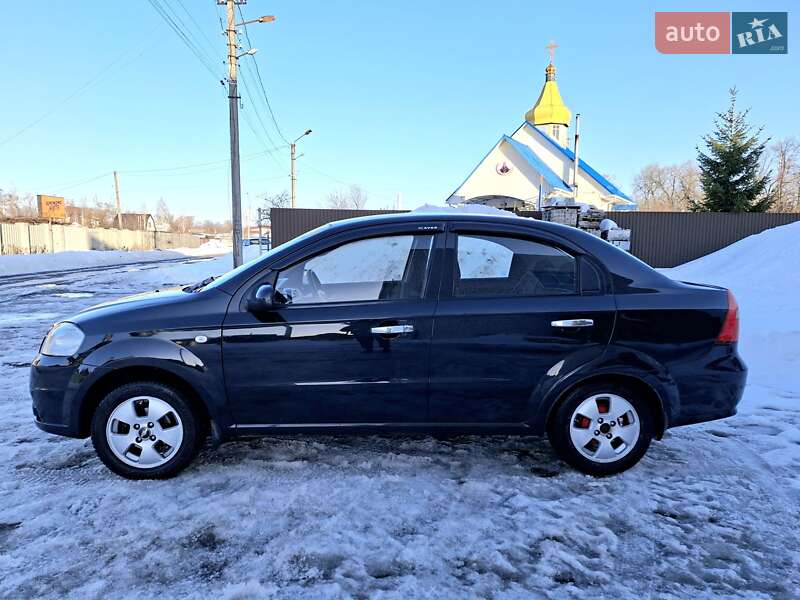 Седан Chevrolet Aveo 2011 в Шостці