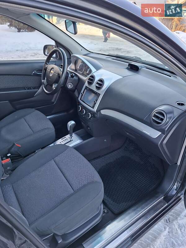 Седан Chevrolet Aveo 2011 в Шостці