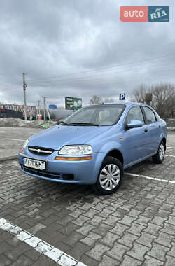 Седан Chevrolet Aveo 2005 в Києві