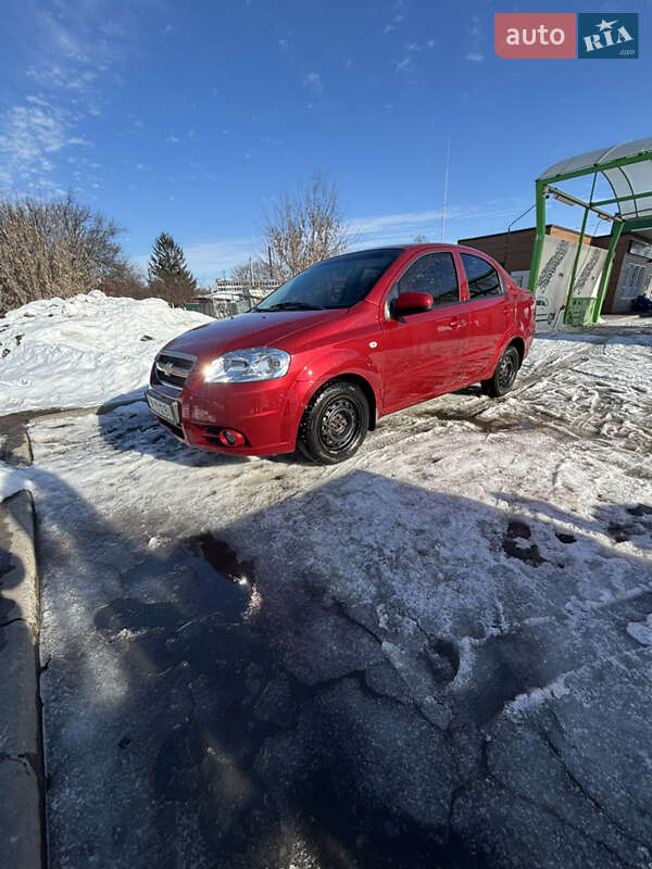 Седан Chevrolet Aveo 2008 в Конотопе