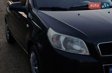 Хэтчбек Chevrolet Aveo 2008 в Черновцах