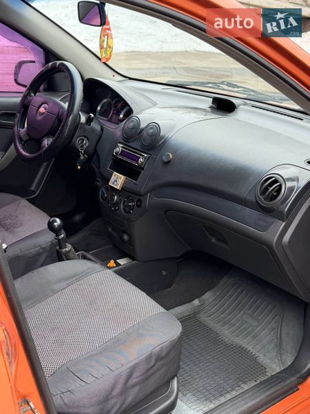 Седан Chevrolet Aveo 2006 в Золотоноше