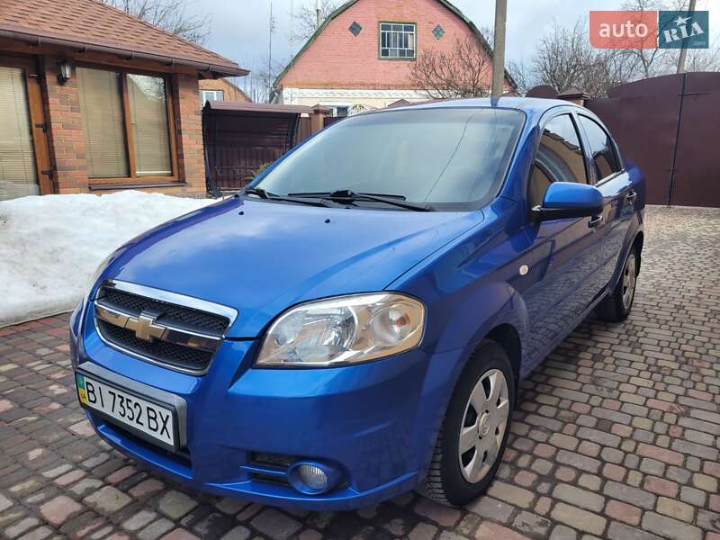 Седан Chevrolet Aveo 2008 в Миргороді
