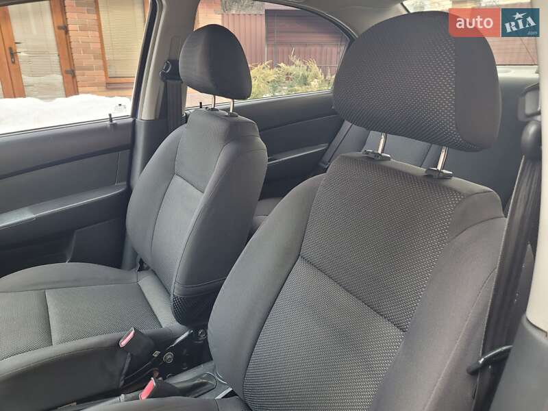 Седан Chevrolet Aveo 2008 в Миргороді