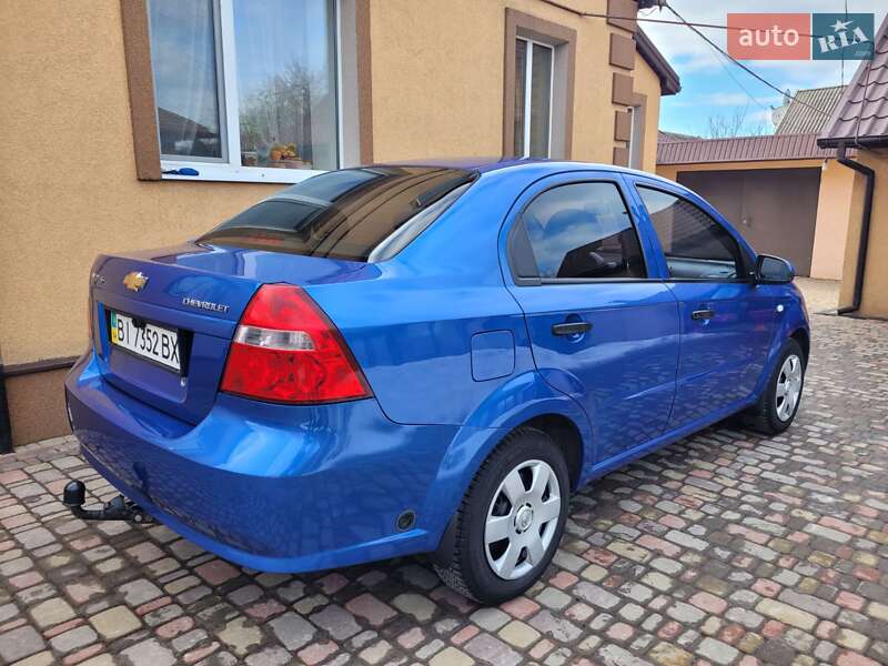 Седан Chevrolet Aveo 2008 в Миргороді