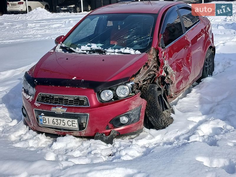 Седан Chevrolet Aveo 2014 в Черкасах