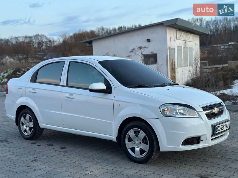 Седан Chevrolet Aveo 2007 в Хмельницькому