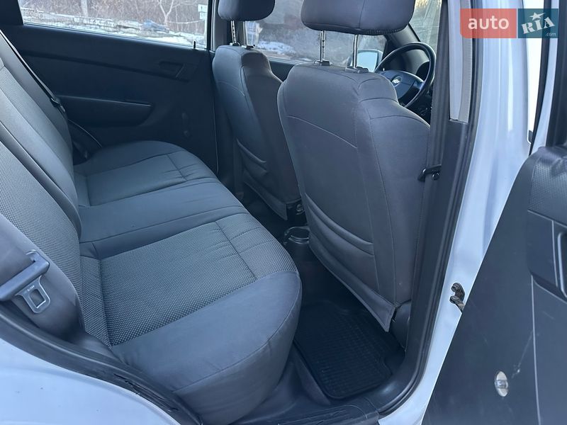 Седан Chevrolet Aveo 2007 в Хмельницькому