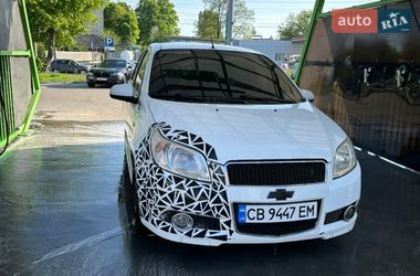 Хэтчбек Chevrolet Aveo 2011 в Чернигове