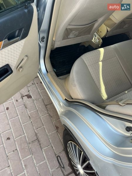 Седан Chevrolet Aveo 2007 в Сарнах