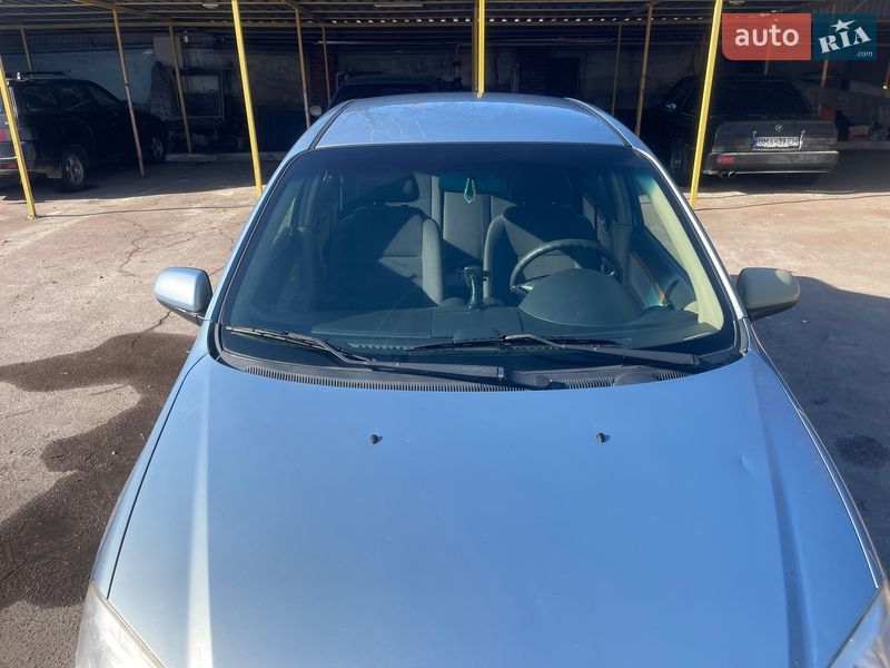 Седан Chevrolet Aveo 2008 в Сумах